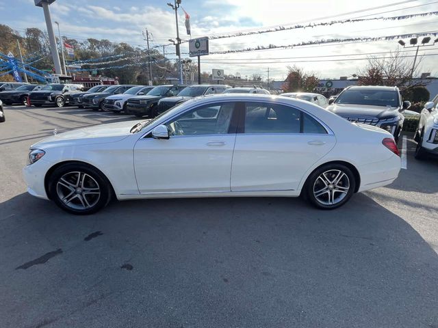 2016 Mercedes-Benz S-Class 550