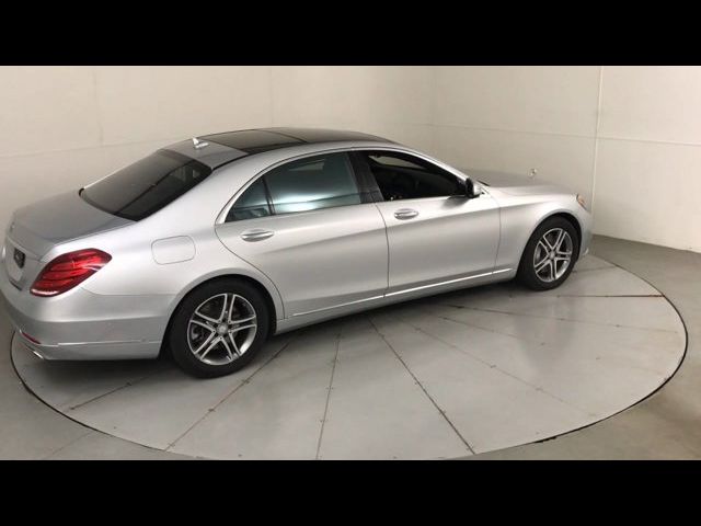 2016 Mercedes-Benz S-Class 550