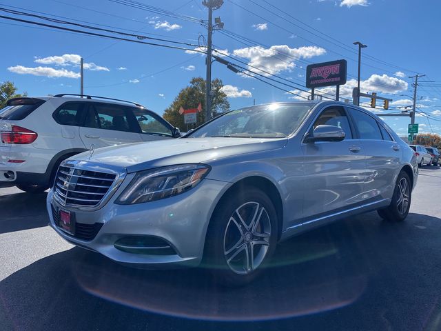 2016 Mercedes-Benz S-Class 550