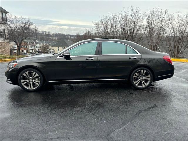 2016 Mercedes-Benz S-Class 550