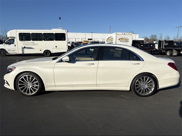 2016 Mercedes-Benz S-Class 550