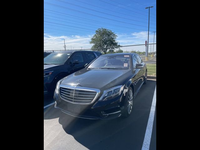 2016 Mercedes-Benz S-Class 550