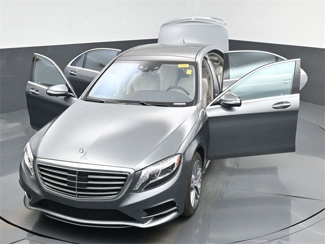 2016 Mercedes-Benz S-Class 550