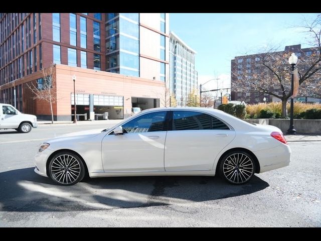 2016 Mercedes-Benz S-Class 550