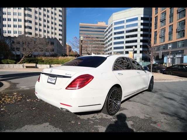 2016 Mercedes-Benz S-Class 550