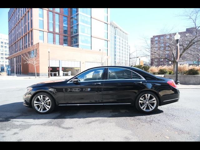 2016 Mercedes-Benz S-Class 550