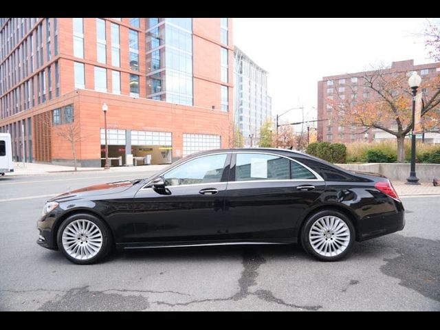 2016 Mercedes-Benz S-Class 550