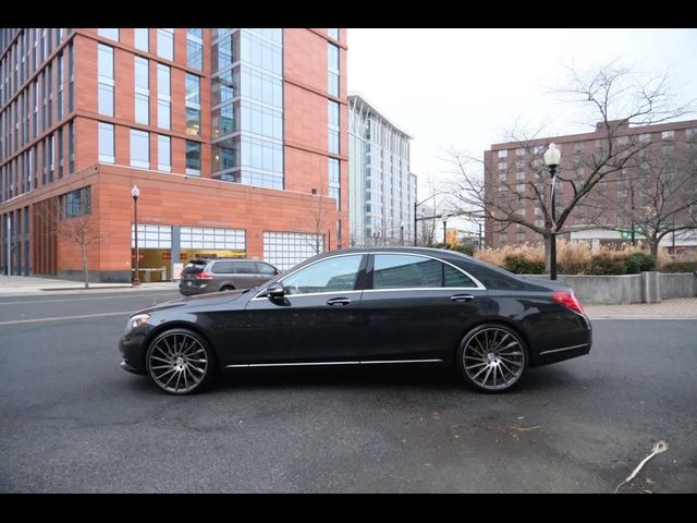 2016 Mercedes-Benz S-Class 550