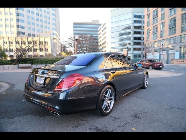 2016 Mercedes-Benz S-Class 550