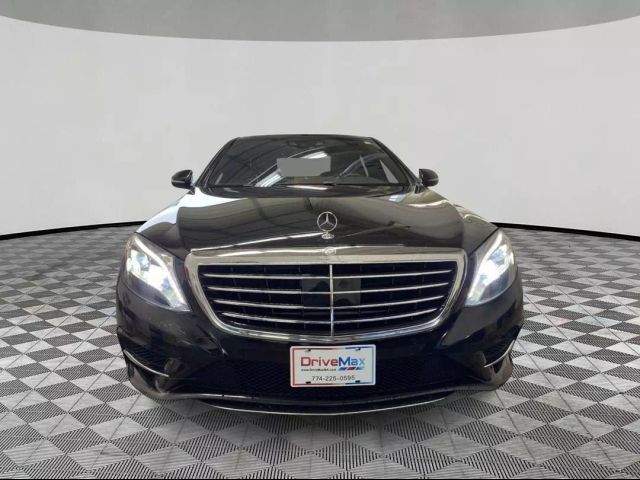 2016 Mercedes-Benz S-Class 550