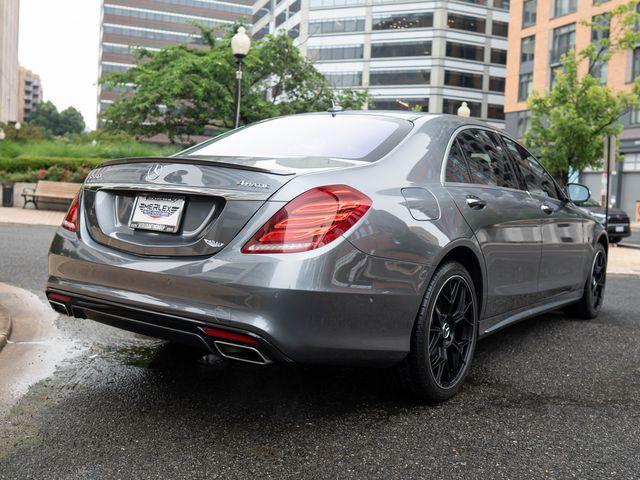 2016 Mercedes-Benz S-Class 550