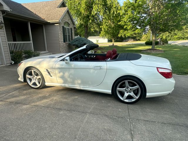 2016 Mercedes-Benz SL-Class 550