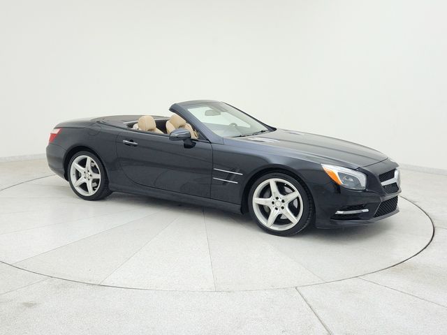 2016 Mercedes-Benz SL-Class 550