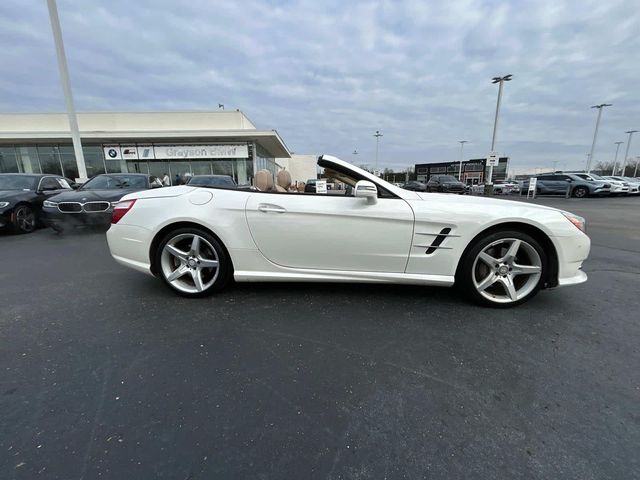 2016 Mercedes-Benz SL-Class 550