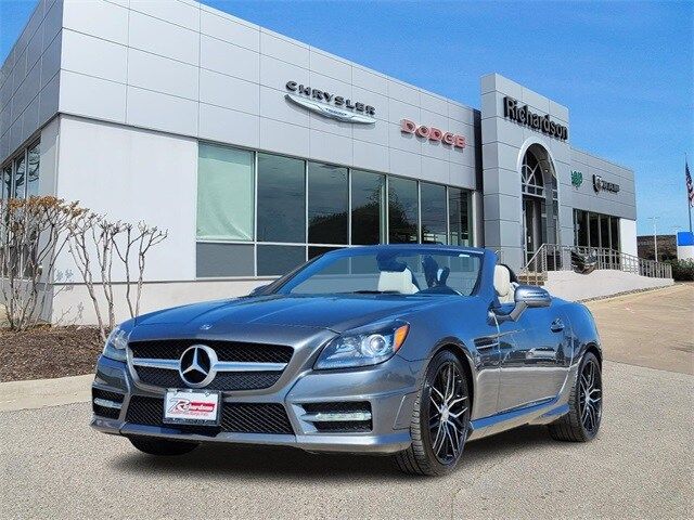 2016 Mercedes-Benz SLK 300