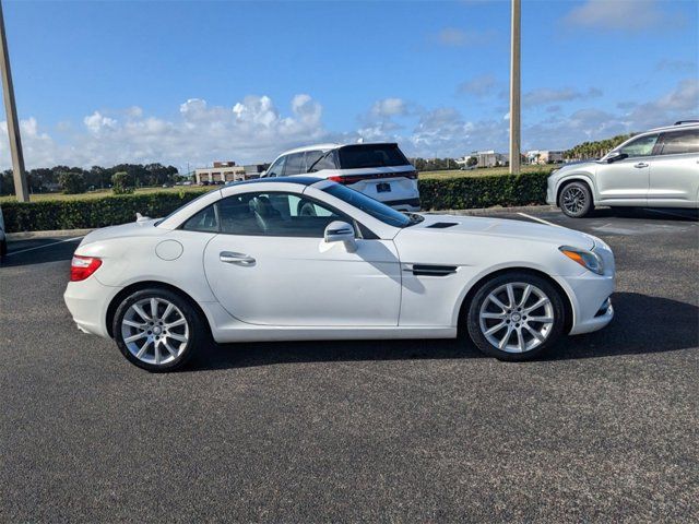 2016 Mercedes-Benz SLK 300