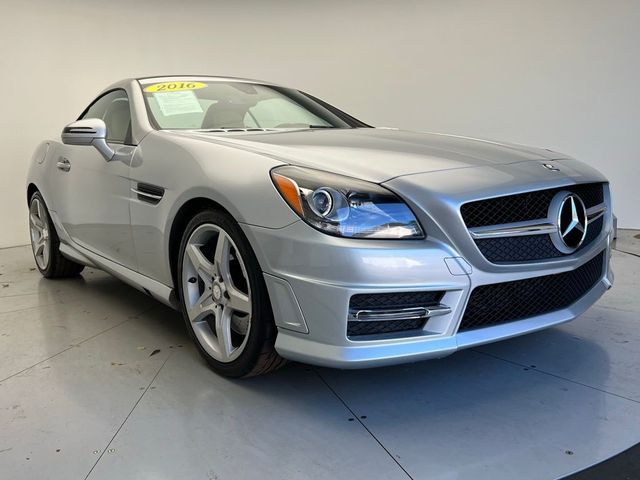 2016 Mercedes-Benz SLK 300