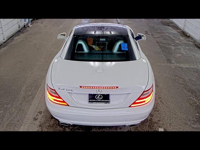 2016 Mercedes-Benz SLK 300