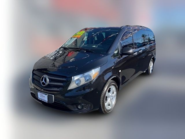 2016 Mercedes-Benz Metris Base