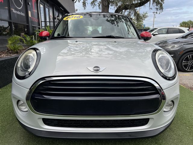 2016 MINI Cooper Hardtop Base