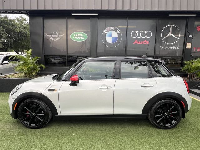 2016 MINI Cooper Hardtop Base