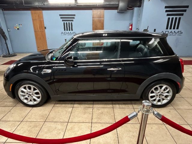 2016 MINI Cooper Hardtop S