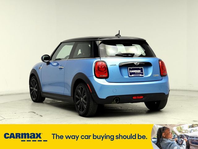 2016 MINI Cooper Hardtop Base