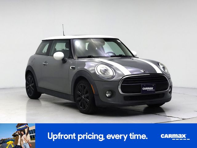 2016 MINI Cooper Hardtop Base