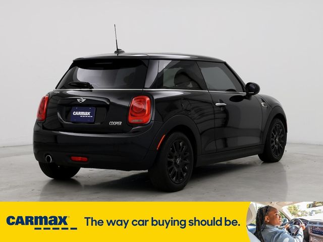 2016 MINI Cooper Hardtop Base