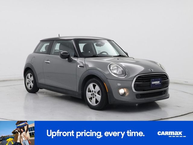 2016 MINI Cooper Hardtop Base