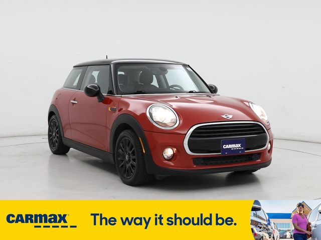 2016 MINI Cooper Hardtop Base