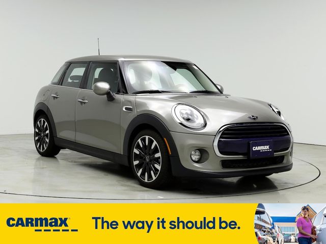 2016 MINI Cooper Hardtop Base