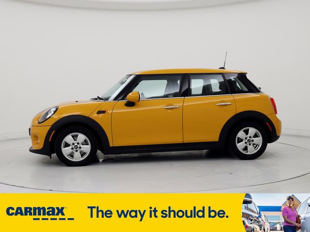 2016 MINI Cooper Hardtop Base