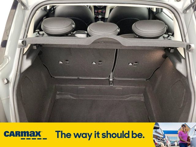2016 MINI Cooper Hardtop Base