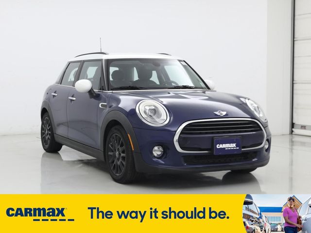 2016 MINI Cooper Hardtop Base