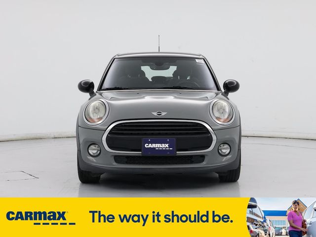 2016 MINI Cooper Hardtop Base