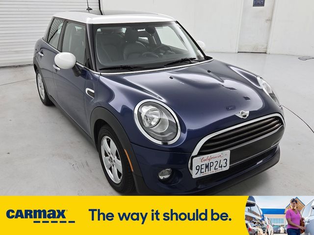 2016 MINI Cooper Hardtop Base