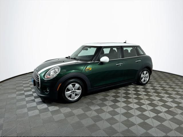 2016 MINI Cooper Hardtop Base