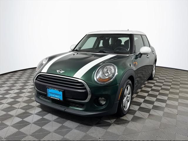 2016 MINI Cooper Hardtop Base