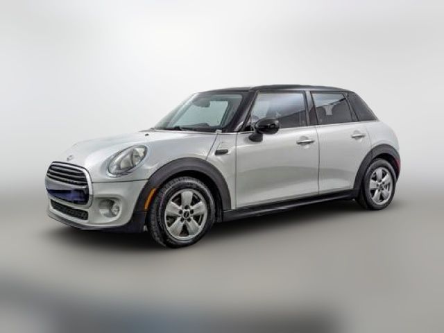 2016 MINI Cooper Hardtop Base