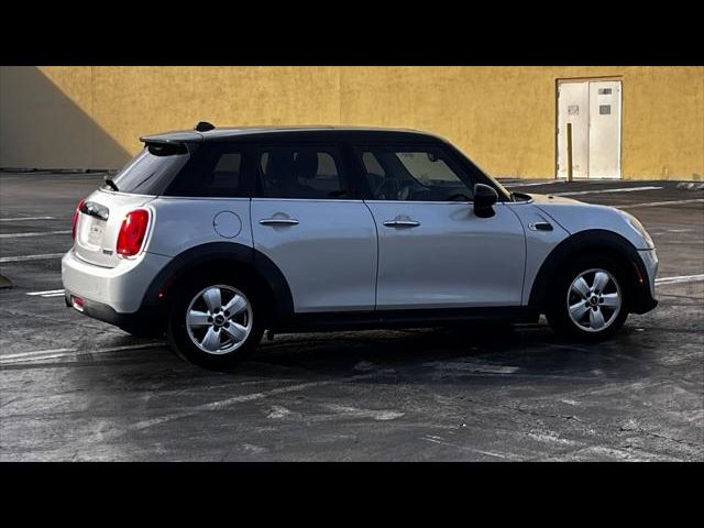 2016 MINI Cooper Hardtop Base