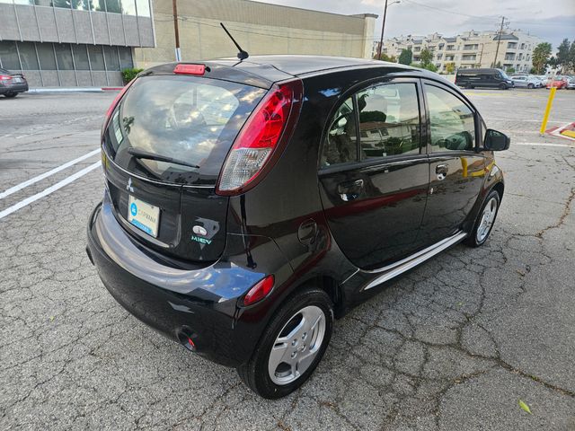 2016 Mitsubishi i-MiEV ES