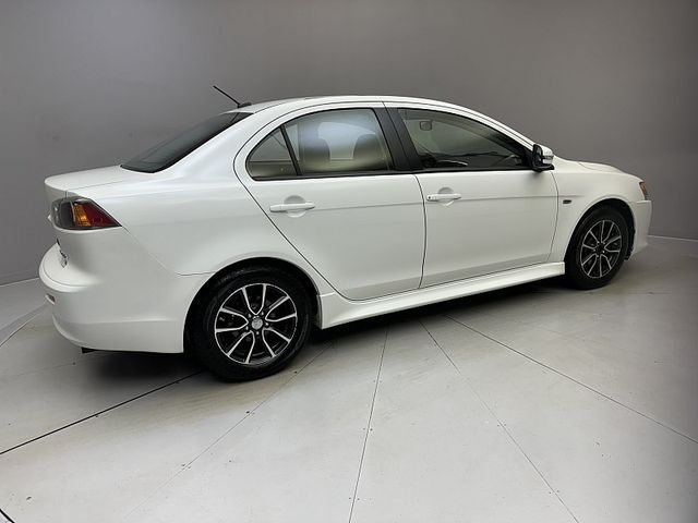 2016 Mitsubishi Lancer SE