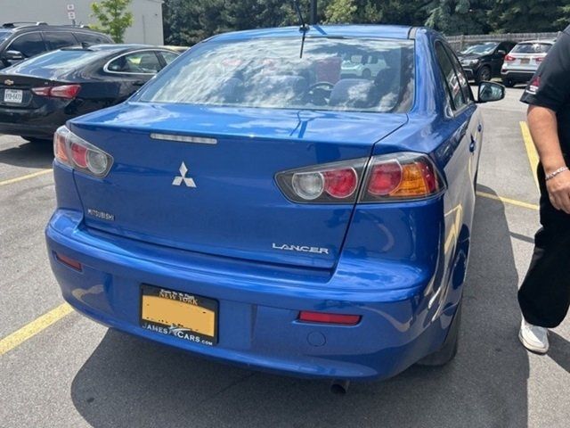 2016 Mitsubishi Lancer ES