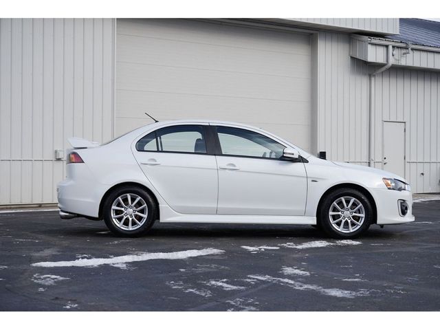 2016 Mitsubishi Lancer ES