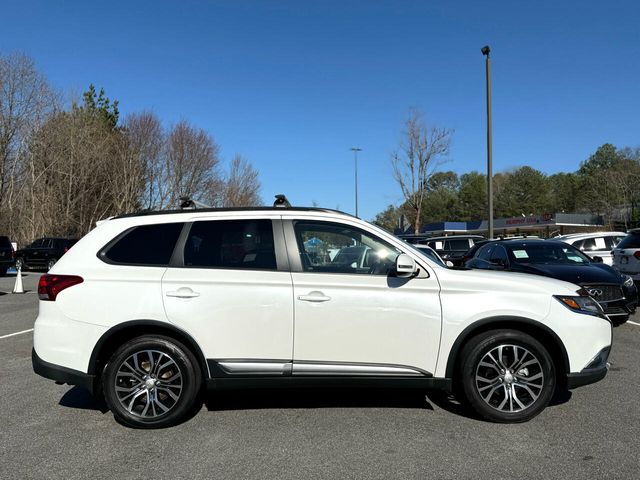 2016 Mitsubishi Outlander SE