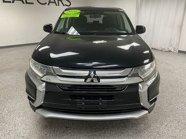 2016 Mitsubishi Outlander ES