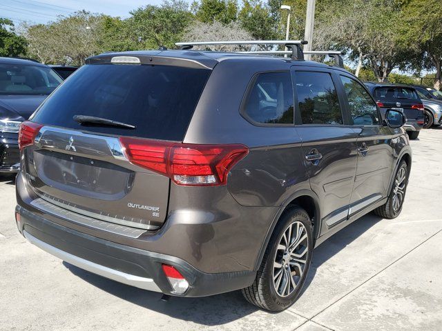 2016 Mitsubishi Outlander SE