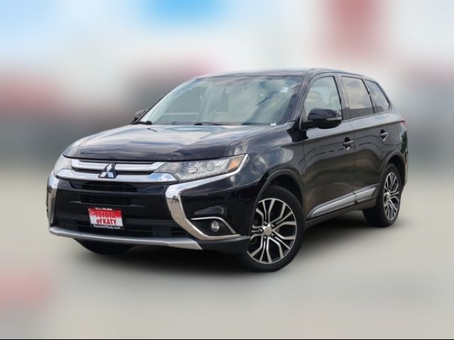 2016 Mitsubishi Outlander SE