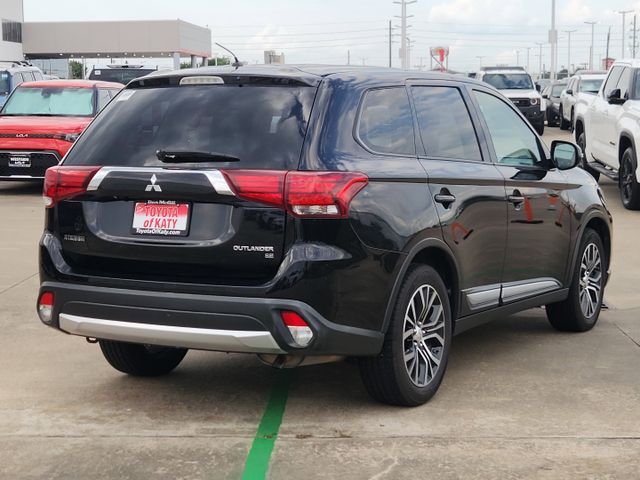 2016 Mitsubishi Outlander SE